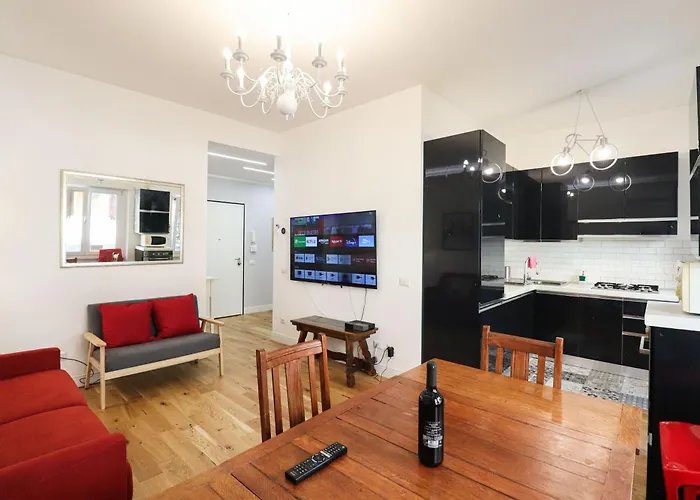 Casilina 403 Spacious 3bdr&3 Bath Apartamento